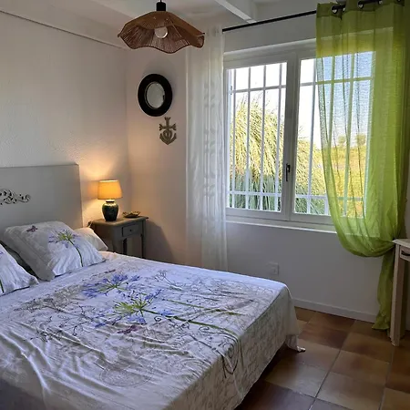 La Maison De 40 Sous Эг-Морт